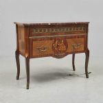 1400 3367 CHEST OF DRAWERS